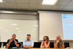 tavolo-presidenza