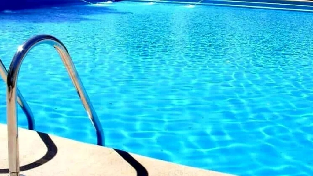piscina rende