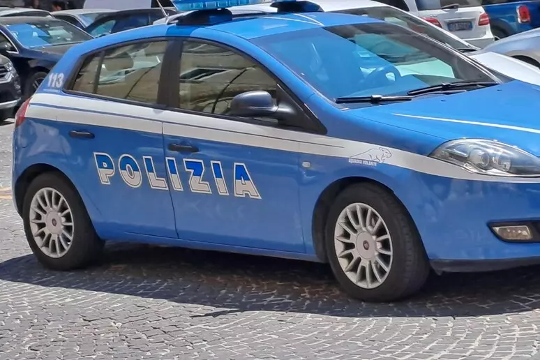 aggressione tra stranieri