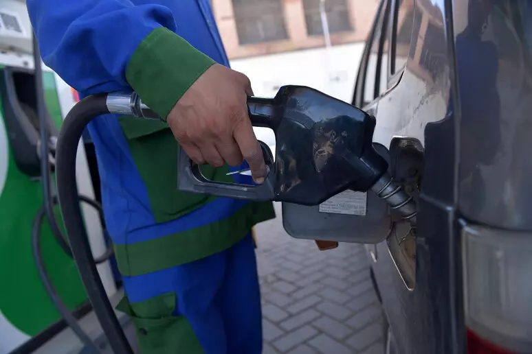 benzina
